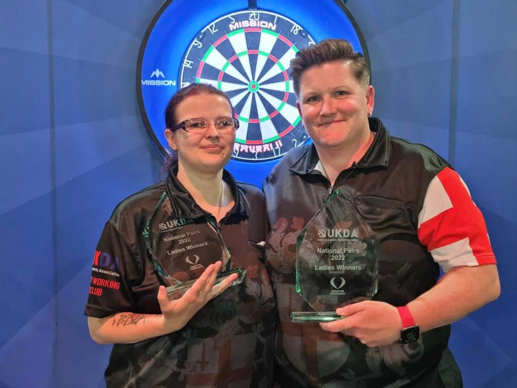 UKDA Women's Pairs Champions Steph Stutley & Debs Watling